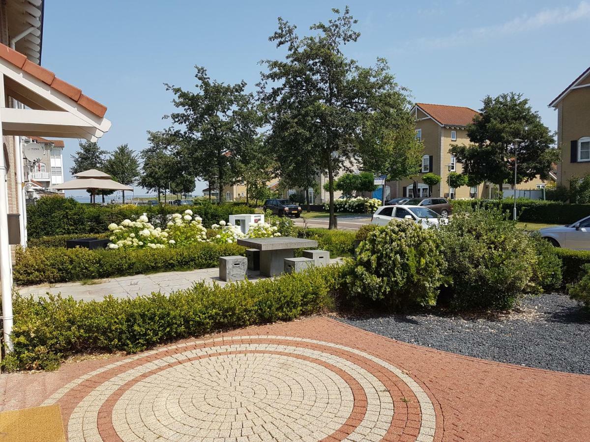ウェーメルディンゲ Middensluis 7ヴィラ エクステリア 写真